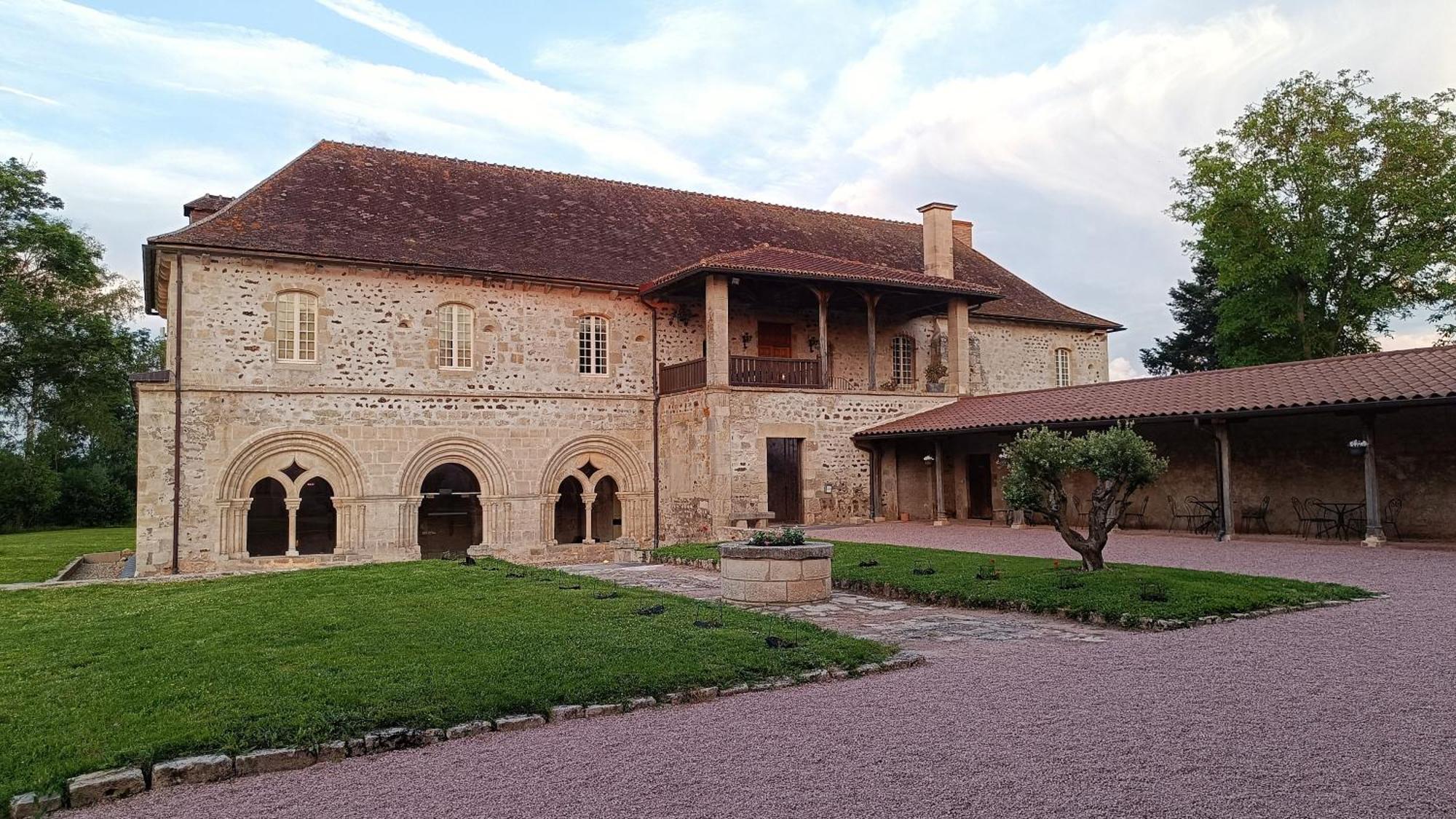 Bed and Breakfast Abbaye Saint Gilbert Exterior foto
